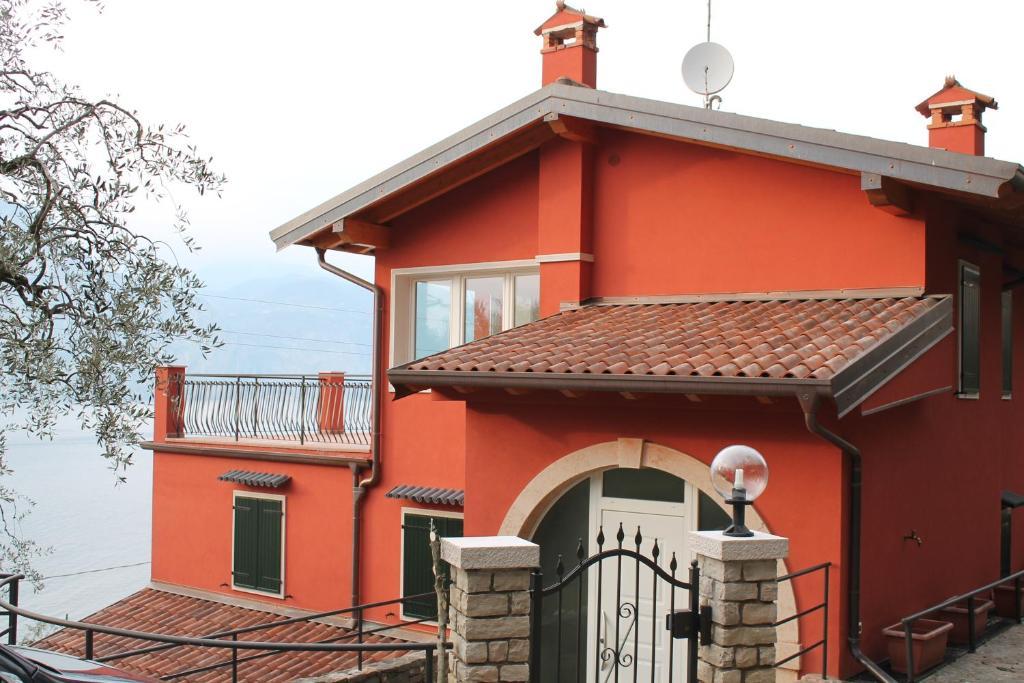 B&B Lil Brenzone sul Garda Buitenkant foto