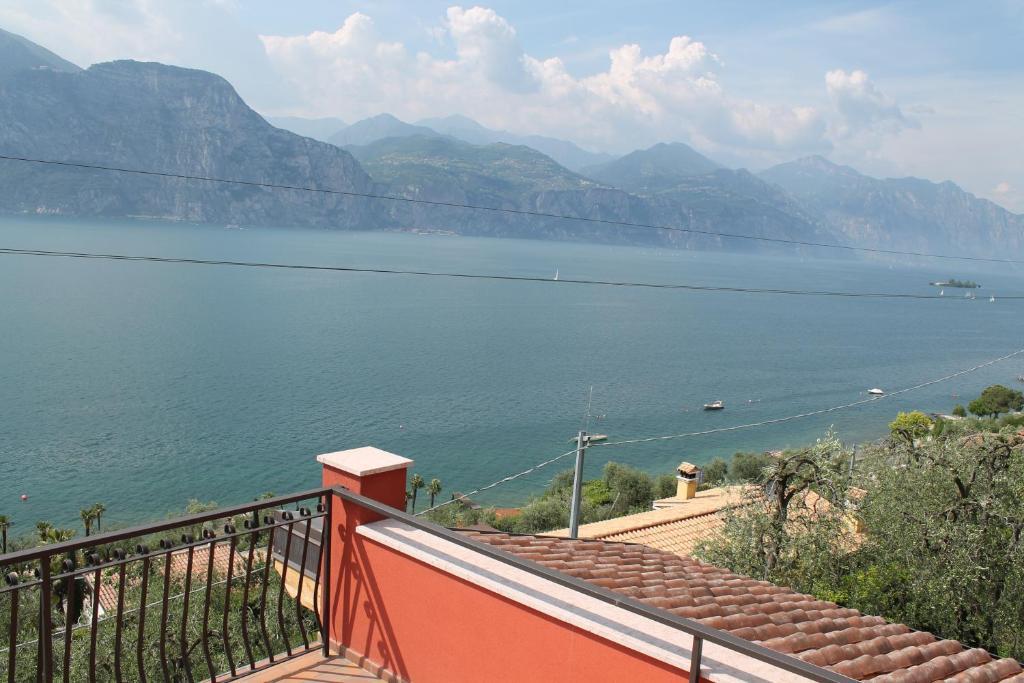 B&B Lil Brenzone sul Garda Buitenkant foto