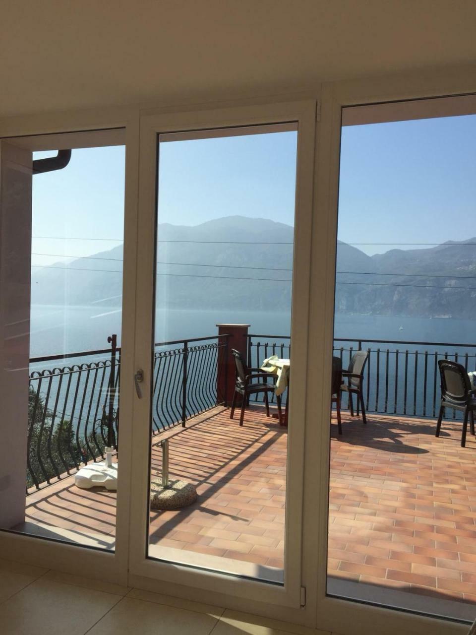 B&B Lil Brenzone sul Garda Buitenkant foto